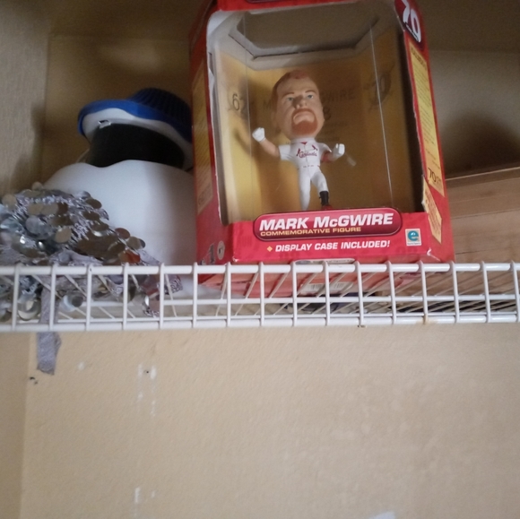 Everything - Picture 7 of 11